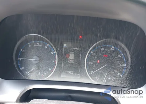 2017 Toyota Rav4 Le z USA, uszkodzony, nr VIN JTMBFREV9HD204770